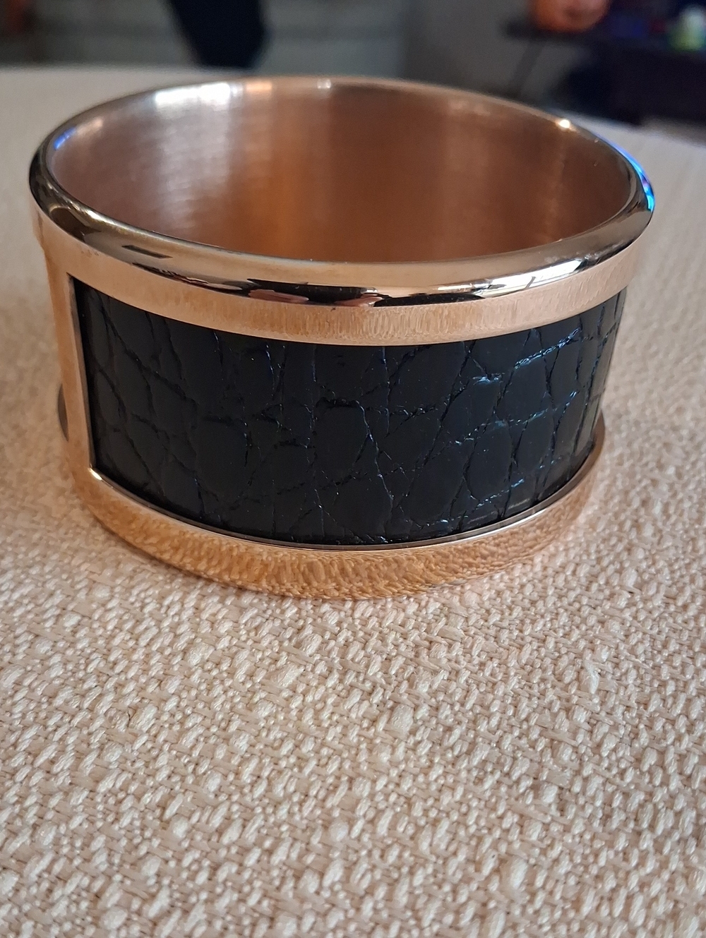 NWOT Milor Cowhide Leather Cuff Gold Tone